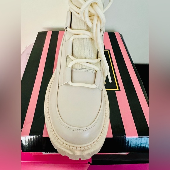 NIB Dolls Kill Lady GoDiva First To Board Platform Ankle Boots Vegan Leather - Picture 8 of 13